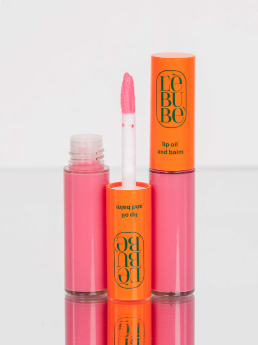Tinted Lip Oil & Balm - Colore, trattamento e gloss in un unico gesto.