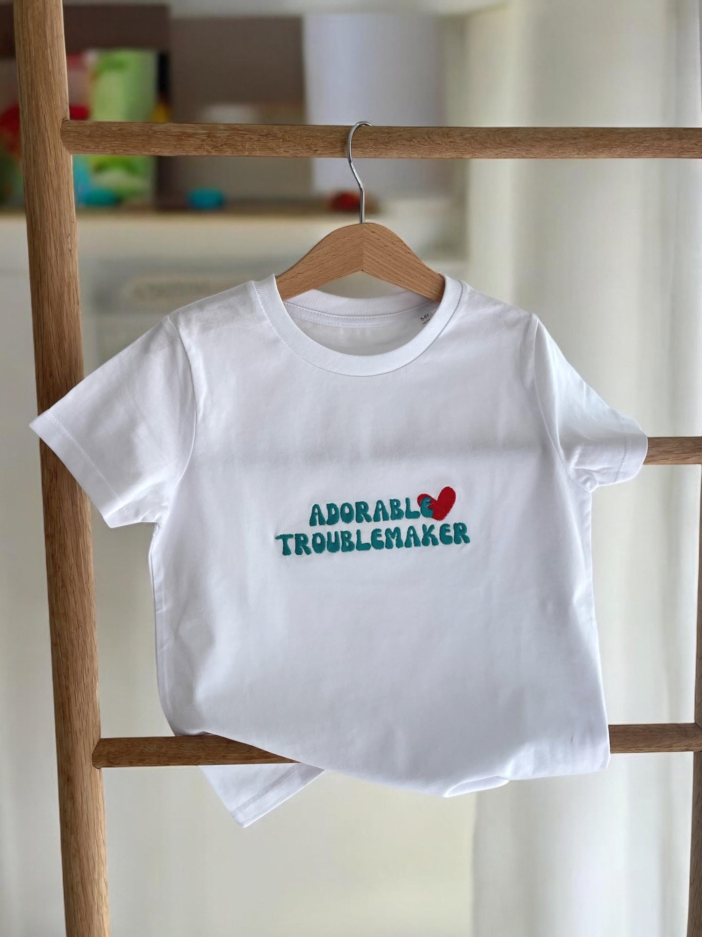 maglia bimbi con ricamo