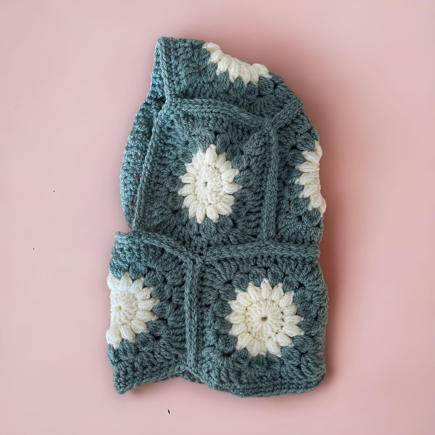 Balaclava flower verde