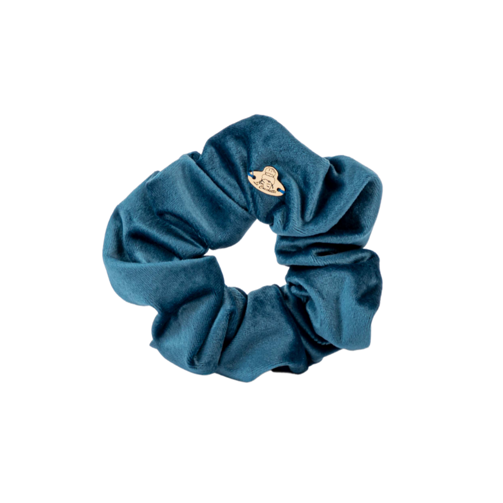 Scrunchie in ecopelle nero, scrunchie in velluto ottanio e due anelli da mignolo in regalo