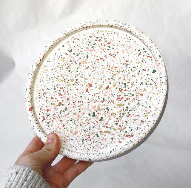 Box: sapone liquido mani, svuotatasche Terrazzo e stampa d'autore con dedica