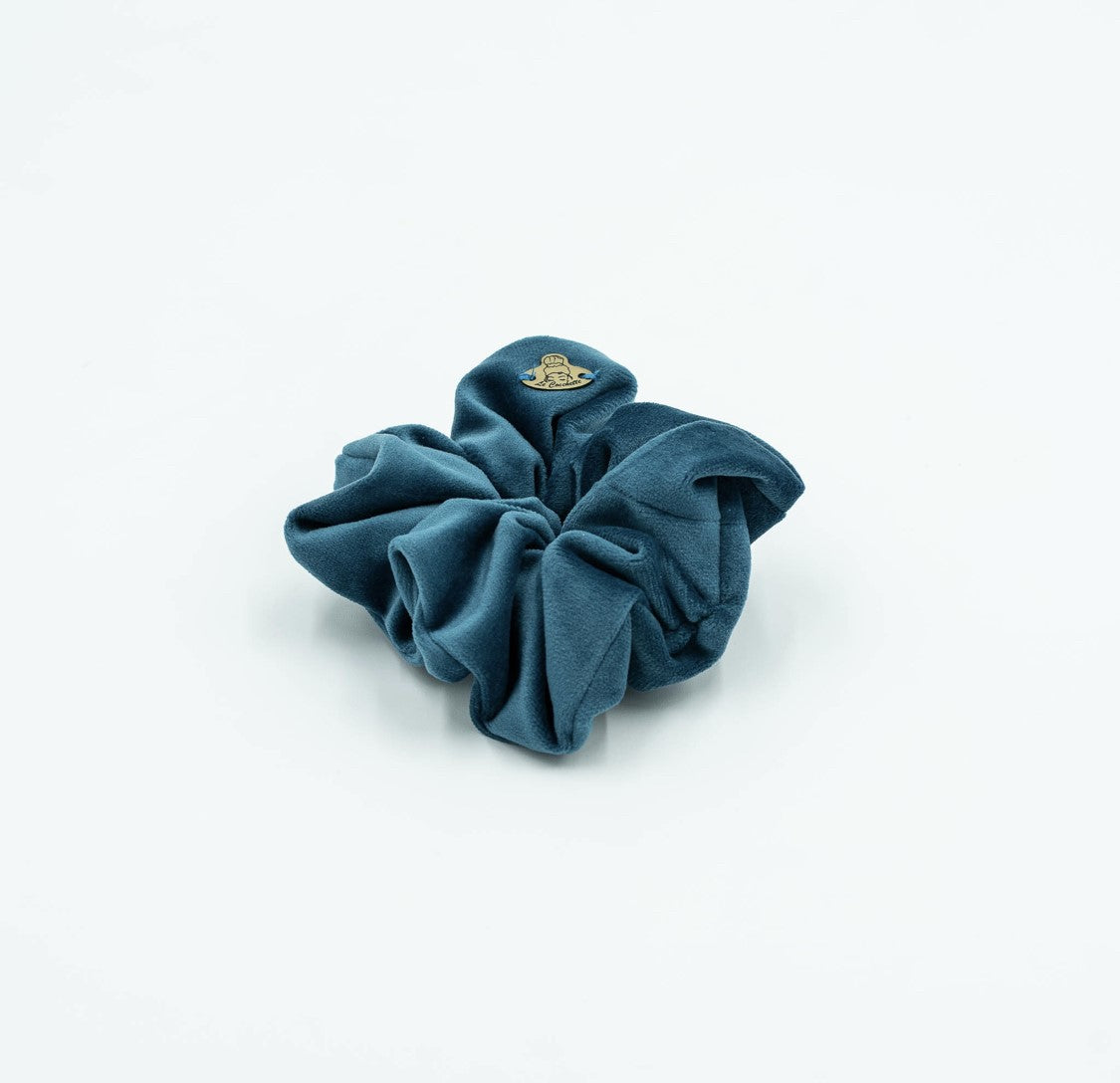 Box: Collana Letter coin e scrunchie