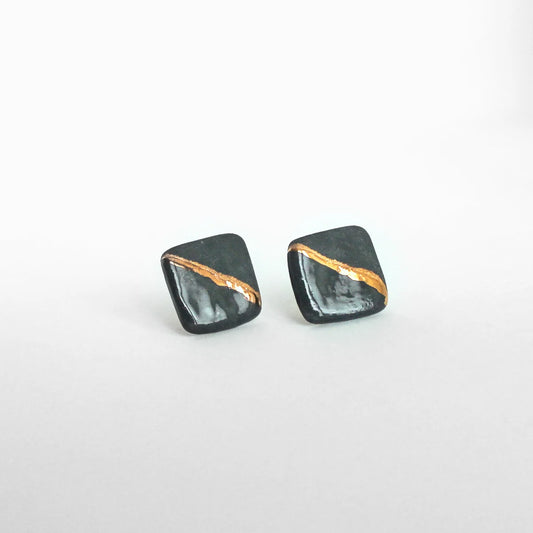 Orecchini Black Half Square buttons